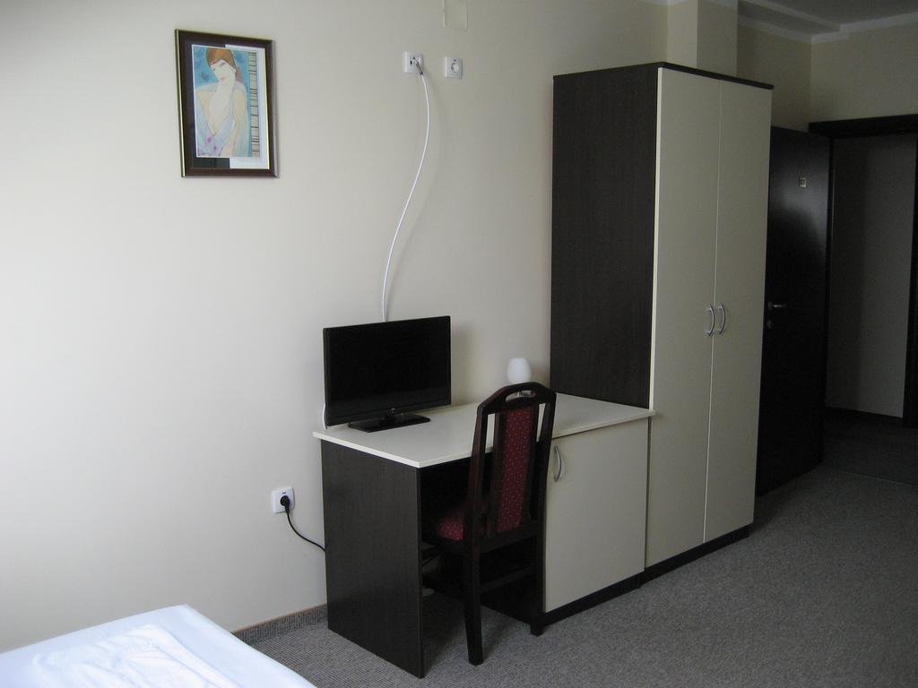 Hotel Feniks Pozarevac Luaran gambar
